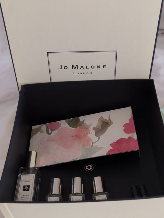Jo Malone Other - Jo Malone Sampler Orange Blossom Peony Bluebell Pomegranate Gift Box & Envelope